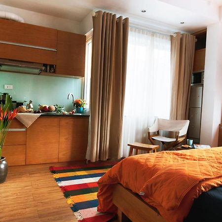 Chez Tram Homestay Ханой Экстерьер фото
